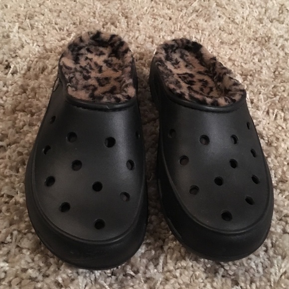 leopard lined crocs